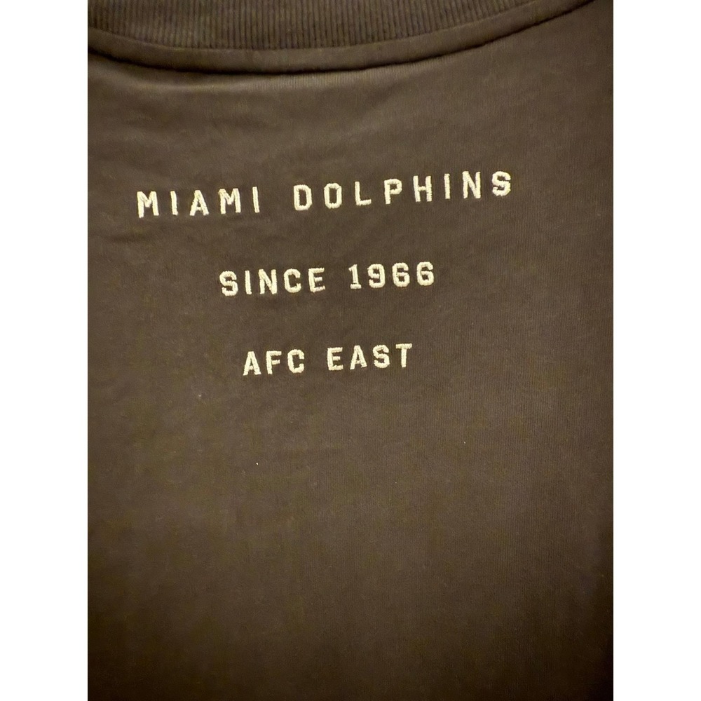Men's Fanatics Charcoal Miami Dolphins Weathered T-Shirt -Small NWT Retail $54 - Picture 3 of 8
